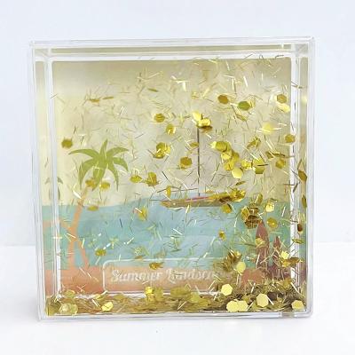 China Fashion 4x4 Fashion Environmentally Friendly Custom Clear Promotion Sparkle Water Plastic Floating Picture Frame,Acrylic Photo Frame With Glitter Liquid For Gift for sale