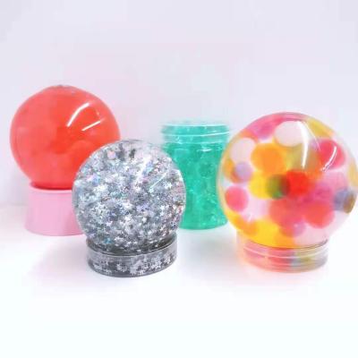 China Various Kits For Choosing Christmas DIY Toys Craft Snow Globe Empty Plastic Snow Dome DIY Water Globe With Magic Water Beads for sale