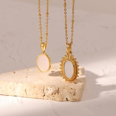 China Long Color Keeping Oval White Retro Relief Shell Pendant Necklace For Women 18K Gold Plated Stainless Steel Jewelry for sale