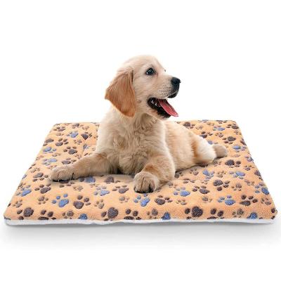 China Comfortable Plush Dog Cat Bed Warmer Pet Mat Self Heat Warmer Pet Heated Mat for sale