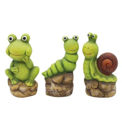 China Garden Deocration Factory Wholesales Cute Snail Animal Ceramic Garden Worm Frog Ornament Outdoor Decoration for sale