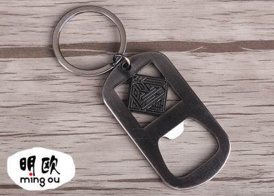 Cina placcaggio dell'argento della spazzola di Keychain delle apribottiglie del magnete apri/frigorifero di bottiglia di birra 38g in lega di zinco in vendita