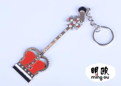 Chine Couleur Keychains en cristal fait sur commande d'argent et d'or en alliage de zinc avec la suffisance molle d'émail à vendre