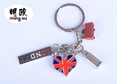 China Eco Vriendschappelijke I Liefde Londen Keychains met Metaalcharme/Kleine Zeer belangrijke Kettingsringen Te koop