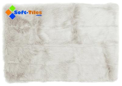 China Super soft 650-850g Polyester Area Rugs / faux sheepskin area rug for sale