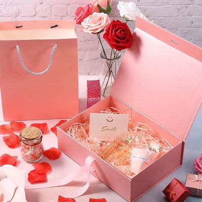 China Recycled Cosmetic Product Kit Set Materials Christmas Pink Luxury Gift Box Foam Insert Foam Insert Skin Care Cosmetic Product for sale