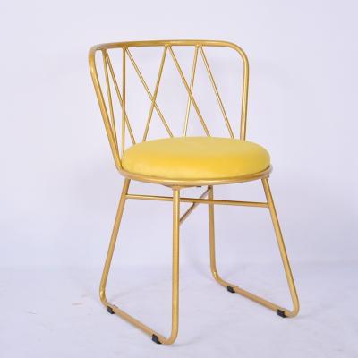 China Modern high quality used furniture junior hole back dining chairs plastic chair for living room for sale