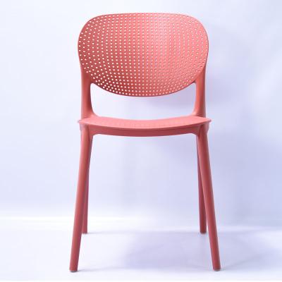 China Modern Modern Cheap Polypropylene living room chairs Plastic Dining Chair Breathable Plastic Stacking Dining Restaurant Chair for sale