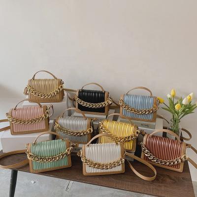 China Fashion Trending 2022 Custom PU Leather Cross - Body Purses and Handbags Ladies Shoulder Women Luxury Chain Handbags for sale