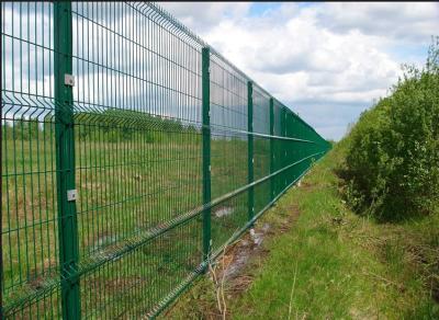 China Easy Install 3D Curved Welded Mesh Fence Welded Utility Fence For Public Grounds for sale