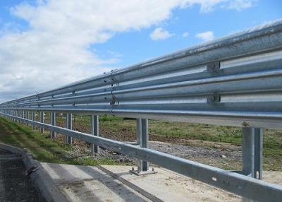 China Heavy Duty Highway Guard Rail Parking Lots Fence For Road Easy Installation for sale