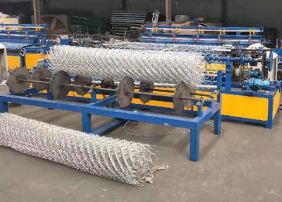 China Low Noise Chain Link Fence Weaving Machine High Working Efficiency for sale