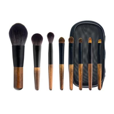 China Angular Blush High Quality FYD 8Pcs Animal Hair Makeup Brush Set Foundation Powder Eye Set Brushes And Travel Cosmetic Makeup Brush for sale