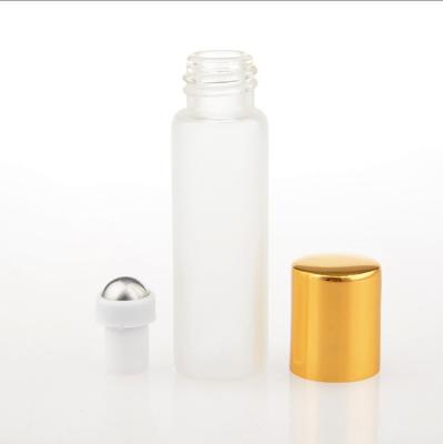 China Personal Care 5ml 10ml Frosted Glass Roll On Bottle With Metal Trackball Black Lid for sale