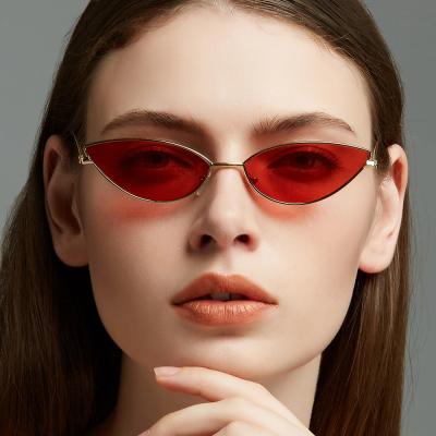 China Fashion Sunglasses Wholesale Promotional 2018 Women Glasses Fashion Korean Metal Small Frame Cat Eye Sunglasses for sale