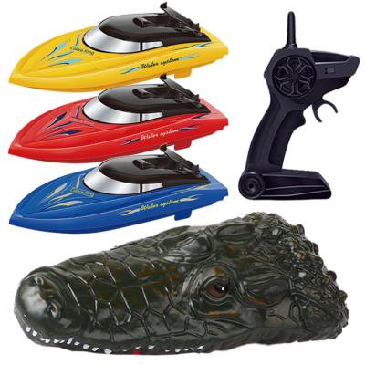 China RH702 2.4GHz 10KM/H RC Model RH702 2.4GHz 10KM/H RC Bait Boat Simulation Water Prank Toys Crocodile Floating Head 2 In 1 Water Remote Control Toy Boats for sale