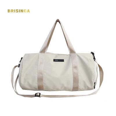 China Customizable women's sports gym bag high quality fashion weekend bag waterproof gym bag for sale