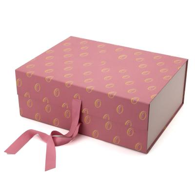 China Recyclable Magnetic Packaging Pink Scent Corrugated Box For Gift Set for sale