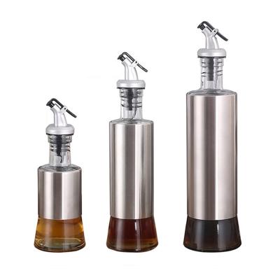 China Viable Kitchen Frying Oil Sprayer Stainless Steel Bottle Olive Oil Dispenser Glass Bottle Pum for sale