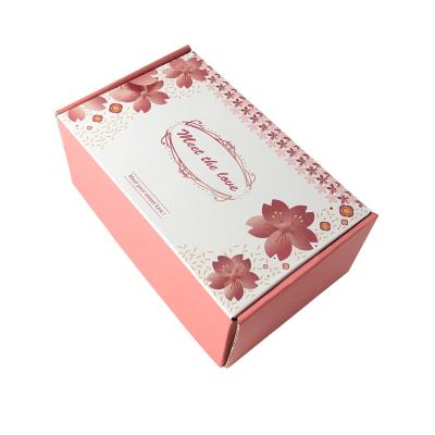 China Recycled Materials OEM/ODM Custom Flowers Print Colorful Wholesale Cute Shipping Boxes Shipping Box Shipping Box for sale