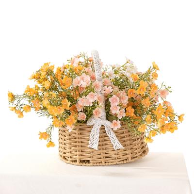 China Amazon Beautiful Natural Preserved Indoor Wedding Decoration Spring Daisy Flowers Artificial Bouquet Look Real Colorful Hot Sale for sale