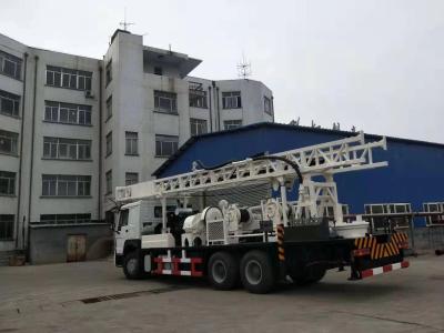 China DER WASSER-BRUNNENBOHRUNGS-ANLAGE SRJKC100 1000m LKW ANGEBRACHTE Wasserbrunnenbohrungsanlagen-Wasserbrunnen-Bohrlochs Ölplattform des kleinen zu verkaufen