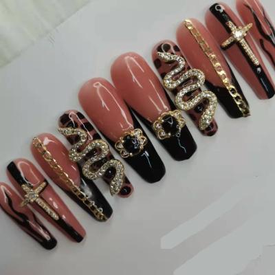 China 2022 New Design Luxury Designer Press On Nails Artificial Nails With Packaging Box Acrylic Custom Press On Nails for sale