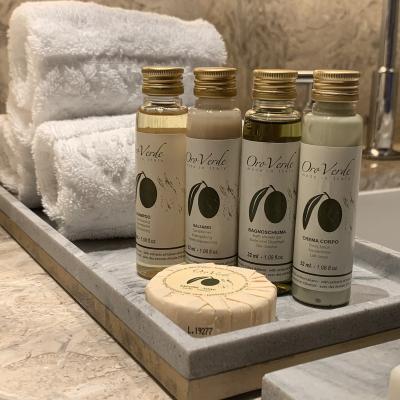 China Eco - Friendly Olive Oil Natural Italian Organic Body Wash Gift Bath Set for sale