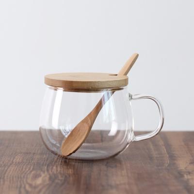 China 2019 New Style Wooden Lid Borosilicate Glass Tea Coffees / Water Sustainable Bamboo Cups With Bamboo Spoon for sale