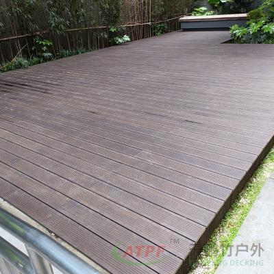 China Dunkelkohlenstoffhaltige, rutschfeste Deckingplatten aus Bambus zu verkaufen