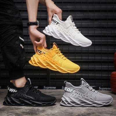 China Fashion Trend New High Quality Breathable Man Shoes Fashion Mens Breathable Sneakers Sports Shoes for sale