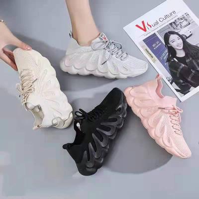 China Fashion trend China latest designed men high top sneakers soft knit women running shoes for woman new style for sale