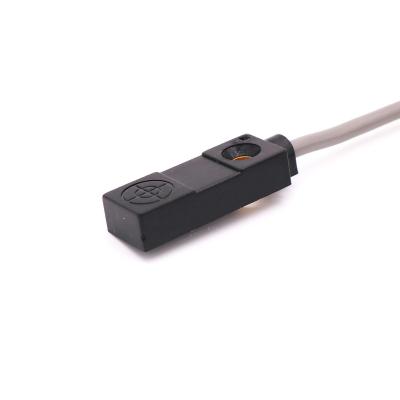 China DINGGAN IS10 Automation Industrial Rectangular Proximity Switch Sensor Inductive Position Sensor for sale