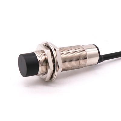 China Industrial Automation Standard Function Proximity Sensor CTC18 10-30VDC 3Wires Capacitive Level Non-Concise Metal Detector for sale