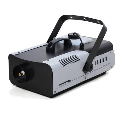 China High Power 1500W Commercial Cap Fog Machine Smoke Machine Low Fogging Fog Machine 2.3liters for sale