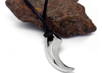 China Fashion Stainless Steel Pendant Necklace , Wolf Tooth Pendant Necklace for sale