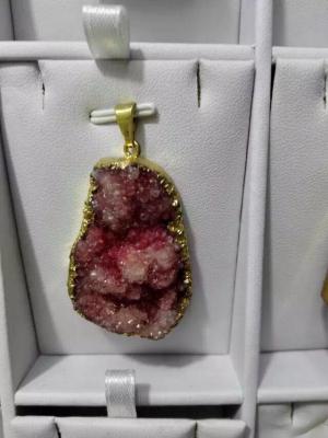 China Mixed Colors Natural Druzy Stone Crystal Drusy Gem Stone Pendant For Necklace for sale