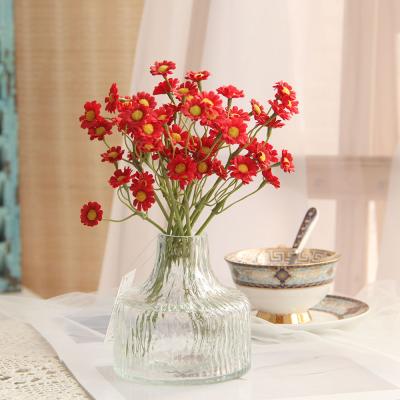 China Mini Daisy Immortal Artificial Artificial Red Chrysanthemum Flower Bush For Home Decor for sale