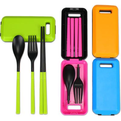 China Sustainable Portable Cutlery 3pcs Dinnerware Sets With Spoon Fork Chopsticks Plastic Folding Dinnerware Set for sale