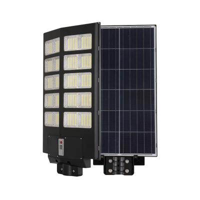 China Single ROAD (WE) Single Ip65 100w Smart Led Automatic Stand All In One Solar Street Light Outdoor Waterproof With Pole Motion Se for sale