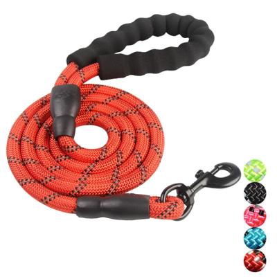 China Sustainable Custom Colorful Round Rope Dog Leash Manufacturer for sale