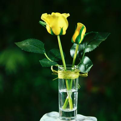 China Life Like Artificial Richicgarden Articical Flowers In Glass Acrylic Water With Potted Vase Bonsai Flowers for sale