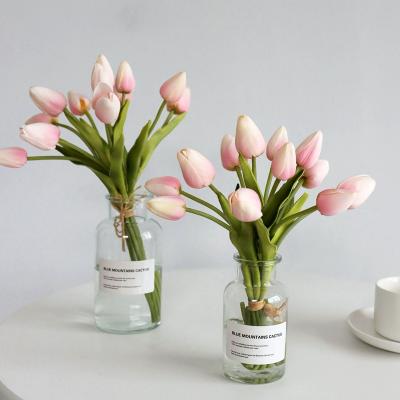 China Richicgarden Faux Faux Flowers Tulip Stem PU Real Touch Home Decoration Table Centerpieces for sale