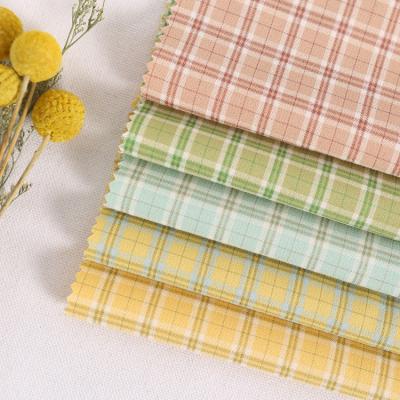 China Breathable low moq yarn dyed checks stretch fabric for dress and cheongsam for sale