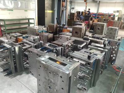 China Customized Hardness Precision Plastic Injection Mold for High Volume Production for sale