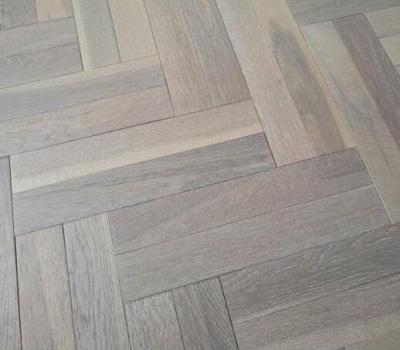 China Oak herringbone parquet 610x125mm contemporary gray for sale