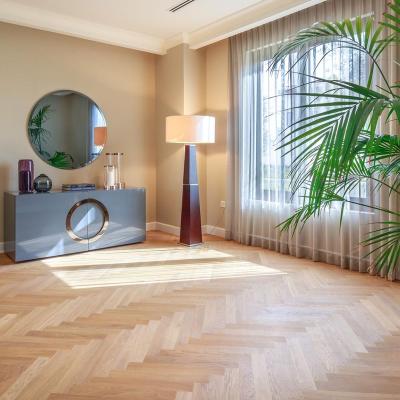 China European Modern Common Grade White Oak Herringbone Parquet Solid Wood Flooring for sale