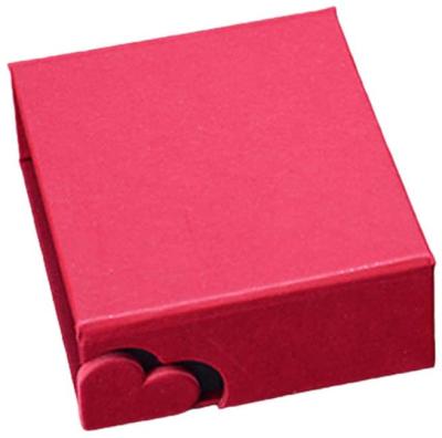 China Wholesale Recyclable Red Love Heart Clamshell Gift Box For Jewelry Necklace Ring Packaging Box Can Be Color Customized Logo for sale