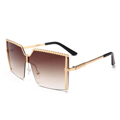 China Fashion Square Female Sunglasses UV400 Sun Glasses Shape Oversized Gradient Shades Women Sunglasses for sale