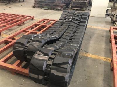 China Abrasion Resistant Agricultural Rubber Tracks Less Vibration For Harvester for sale